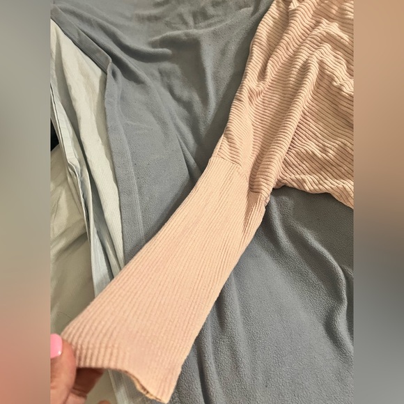 WHBM Ribbed Sweater XL - Picture 3 of 5